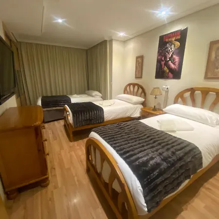 Be Luxury 20 Mts From The Apartment Benidorm