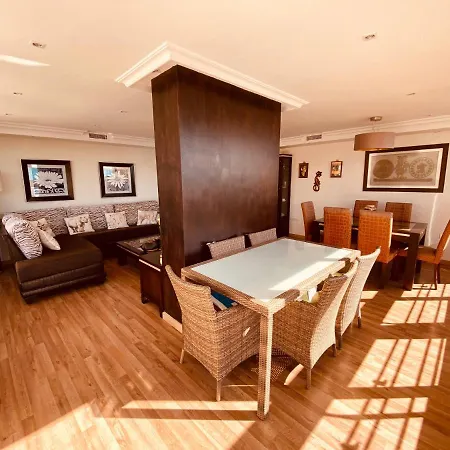 アパート Be Luxury 20 Mts From The *