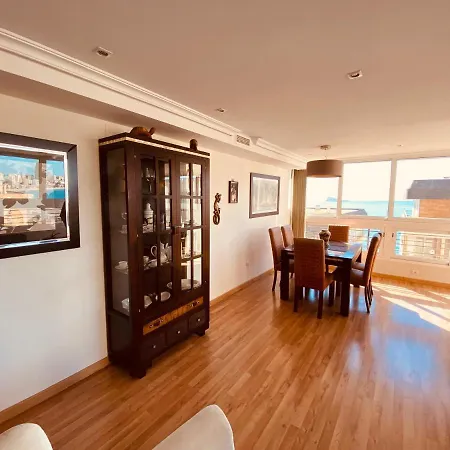 Be Luxury 20 Mts From The アパート ベニドルム